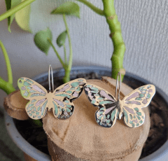 Mariposa verde rosada