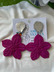 Aros Flor simple fucsia colgante plateado
