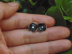 Aros Flores Tres pétalos