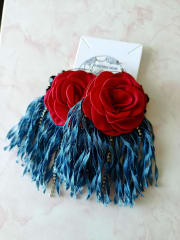 Aros flor rojo, flecos de jeans