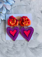 Corazón morado vintage y flor