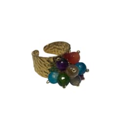 Anillo dorado piedras colores