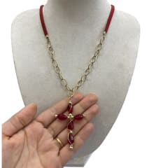 Collar cruz roja