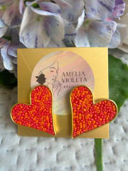 Aros corazón con mostacillas rojo naranjo