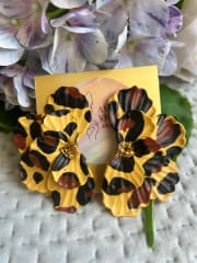 Aros media flor animal prints ocre