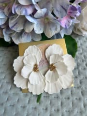 Aros media flor maco blanco