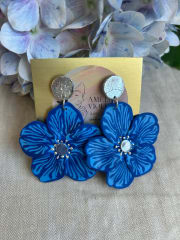 Maxi flor azul colgante plateado
