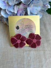 Flor mediana burdeo rosa