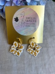 Argolla dorada y tombo