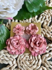 Flor doble rosa envejecido
