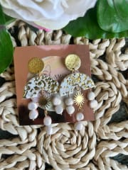 Aros con perlas de arcilla y estrella
