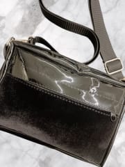 Bandolera charol y terciopelo negro