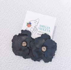 Aros Flor negra brillante