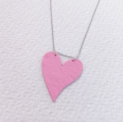 Collar colgante corazón rosado