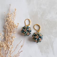 Aros Esfera Corta verde metalizado