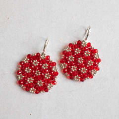 Aros Medallón rojo