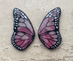 Aros Mariposa Porcelana Resinada de 5 cm rosada