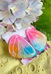 Aros Alas Mariposa XL fondo arcoiris