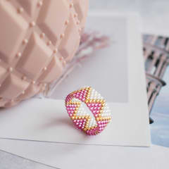 Anillo ZigZag rosado y blanco