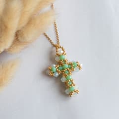 Collar Cruz menta y blanco