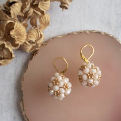 Aros Esfera Corta crema
