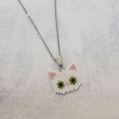 Collar Gato blanco ojos verdes