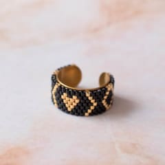 Anillo Ajustable Corazón tribal negro y dorado