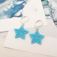 Aros Estrellitas con gancho celeste