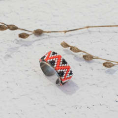 Anillo Ajustable Amazonas rojo y negro