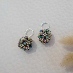Aros Esfera corta tornasol y plateado