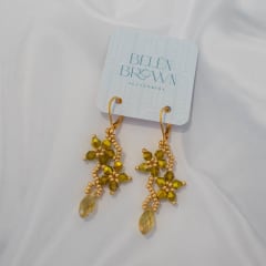 Aros Flor con gota amarillo metalizado