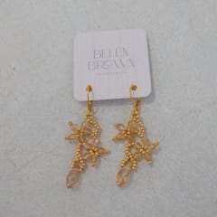 Aros Flor con gota beige