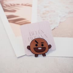 Pin TR Shooky