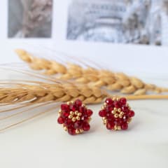 Aros Tiny rojo oscuro