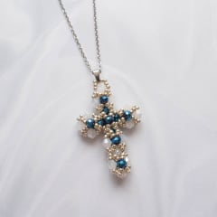 Collar Cruz blanco y azul