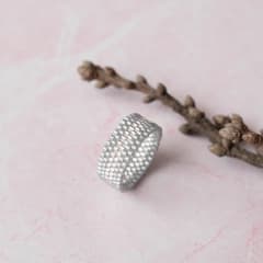 Anillo Cintas gris y transparente