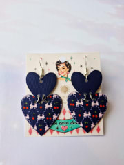 Aros Corazón Doble Moños y Guindas