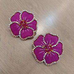 Aros Flor Grande Bordada magenta