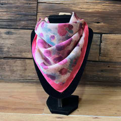 Pañuelo seda 70*70 cms acuarela fucsia magenta