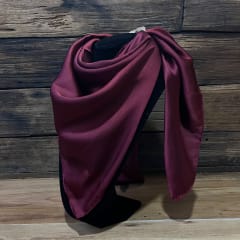 Pañuelo seda 90*90 cms burdeo