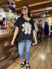 Polera life negro foil dorado 0