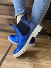 Botin Jenny cuero azul electrico planta marfil elasticos laterales