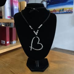 Collar corazon plateado doble balines cordon de cuero