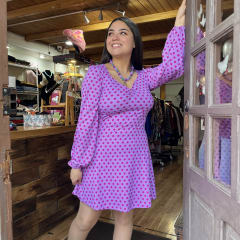 Vestido escote corazon lila puntitos fucsia