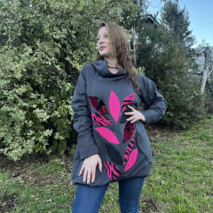 Poleron Elisa franela marengo hojas fucsia cebra 0