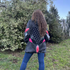 Chaqueta Ultravioleta Mila gris interior peluda aplicacion mangas