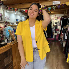 Blazer amarillo manga corta