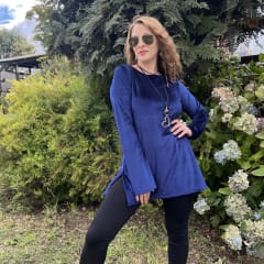 Polera larga velvet azul marino