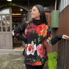 Poleron Candelaria sofia negro floral blanco rojo naranjo 0
