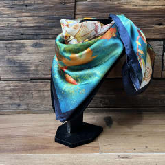 Pañuelo seda 70*70 cms jardin de otoño 1
